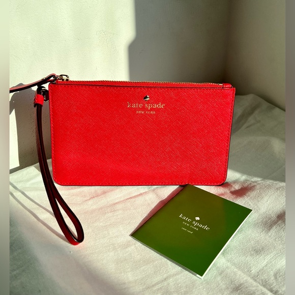 kate spade Handbags - Kate Spade Morgan Continental Wristlet
